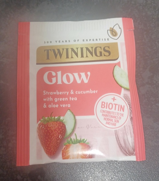 General “Waifs and Strays” Beauty Advent Calendar opening thread.