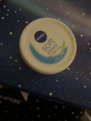 General “Waifs and Strays” Beauty Advent Calendar opening thread.