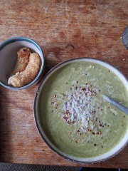 Meal planning, sharing recipes and ideas to make the weekly budget go further.