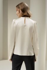 Help me complete my outfit: low key wedding, 50 something bride