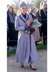 Royal Style: Hoping for Yuletide shimmer, but not too many green coats!