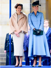 Royal Style: A Double Breasted Safari Suit? We need to discuss...