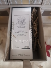 Oh Come All Ye Facials! Moisturisers and treatments! Join me for the Harrods Beauty Advent Calendar opening thread!