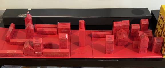 General “Waifs and Strays” Beauty Advent Calendar opening thread.