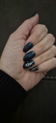 I think I'm done with glittery nails at Christmas
