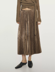 Help finding a skirt to wear to a black tie event