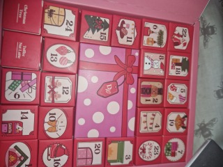 Non-Beauty Advent Calendar Opening Thread