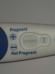 Line eyes? 11dpo 🤔