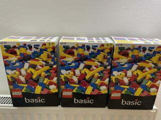 LEGO experts look this way please…
