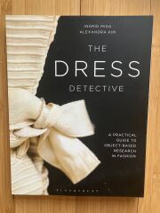 Les Parisiennes des Mamansnet: It's French charm, you know, beheaded people, red wine and blood all over the place - it's romantic, it's normal.
