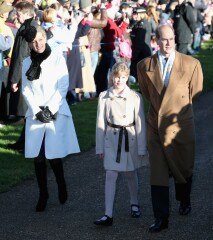 Royal Style: Hoping for Yuletide shimmer, but not too many green coats!