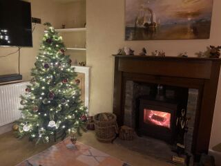 Come and tell us your dull and unexciting news 34: Calmly through the day