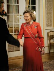 Royal Style: A Double Breasted Safari Suit? We need to discuss...