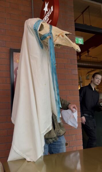 Thread 40 Starmer: Prettig Kerstfeest, Nollaig Shona, Hyvää Joulua, Nadolig Llawen ,圣诞快乐, God Jul, Feliz Navidad, Bouan Noué, Nollaig Chridheil.