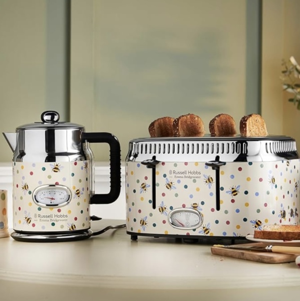 Which print kettle and toaster? Hearts or floral?