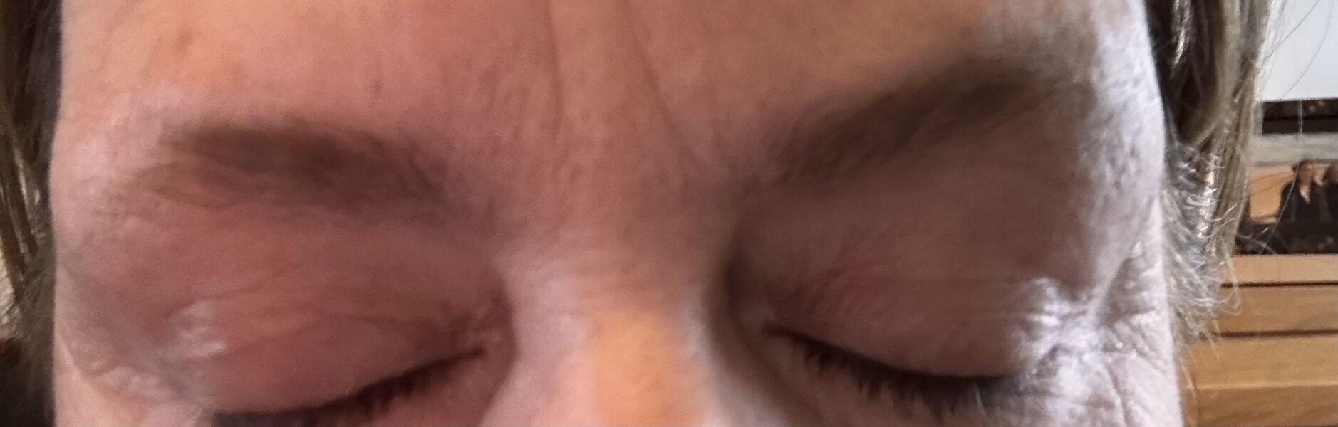 I hate my eyebrows / suggestions please