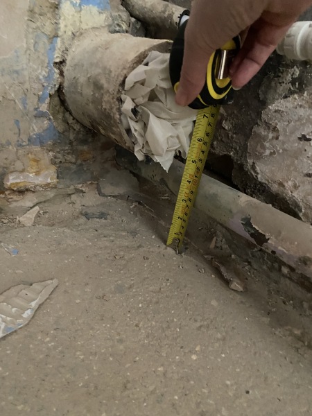 Help! Shower waste level trouble - how to adjust this copper to cast iron junction? (Pics)