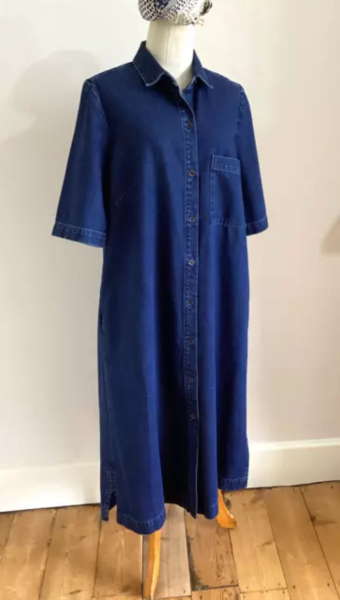 Help short and fat me find a business/business casual outfit