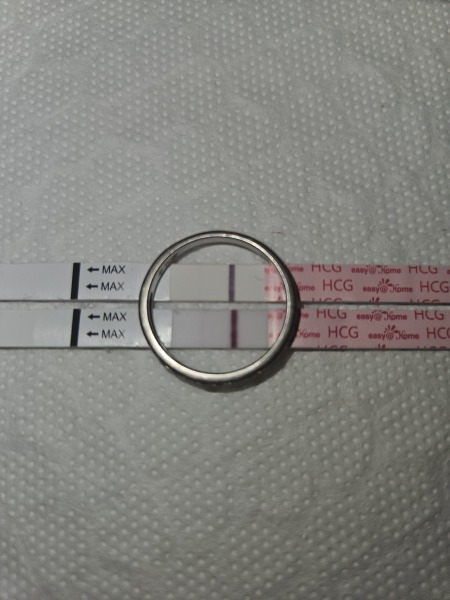 Line or line eyes 10dpo