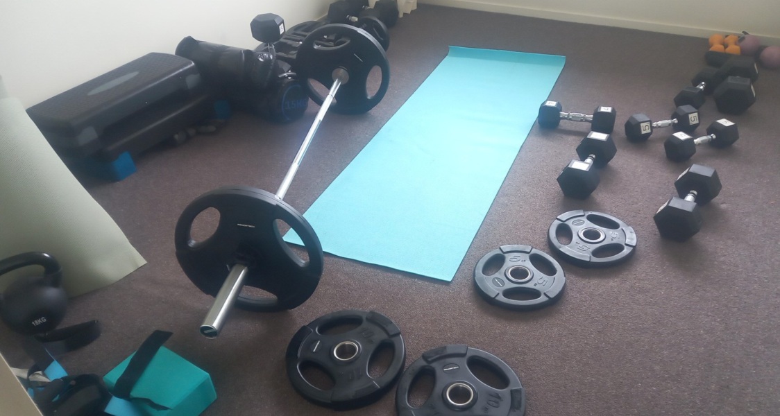 Lifting with Caroline Girvan- keeping it real and having a laugh along the way!