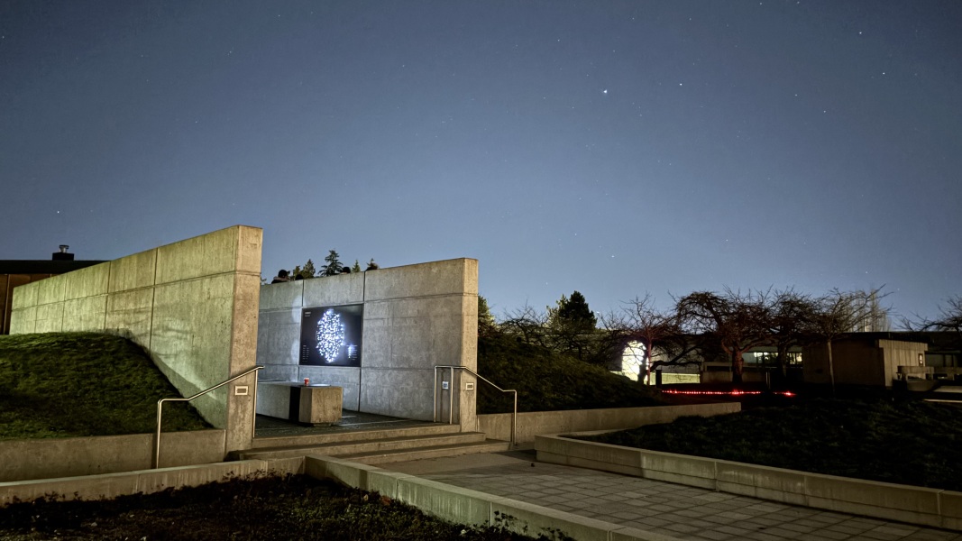 Come and tell us your dull and unexciting news 35: Calmly through the day