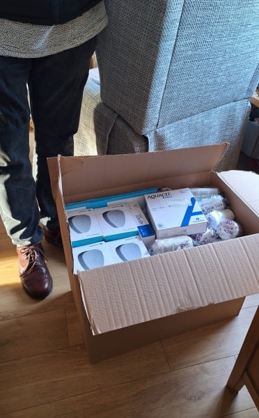 Come and tell us your dull and unexciting news 35: Calmly through the day