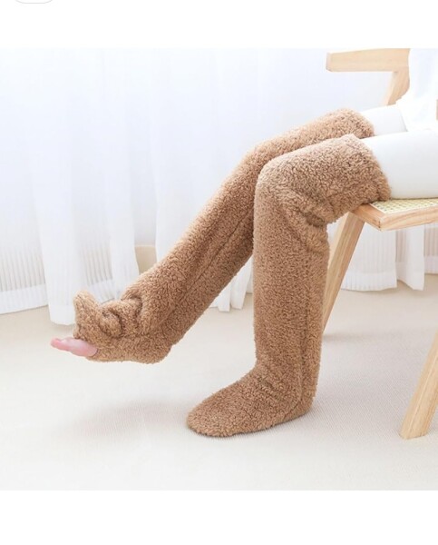 The Bluestocking, where the cheese is plentiful and the Champagne is on Boiledbeetle