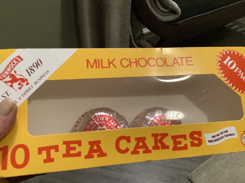 The Bluestocking, where the cheese is plentiful and the Champagne is on Boiledbeetle