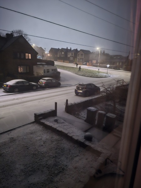 Where’s the snow thread!! 🧊 ⛄️ ❄️