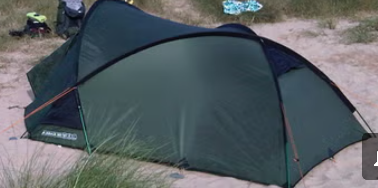 Thread 23 : To feel disappointed - and now disgusted too - after reading this in The Observer about the author and her husband from The Salt Path book and film?