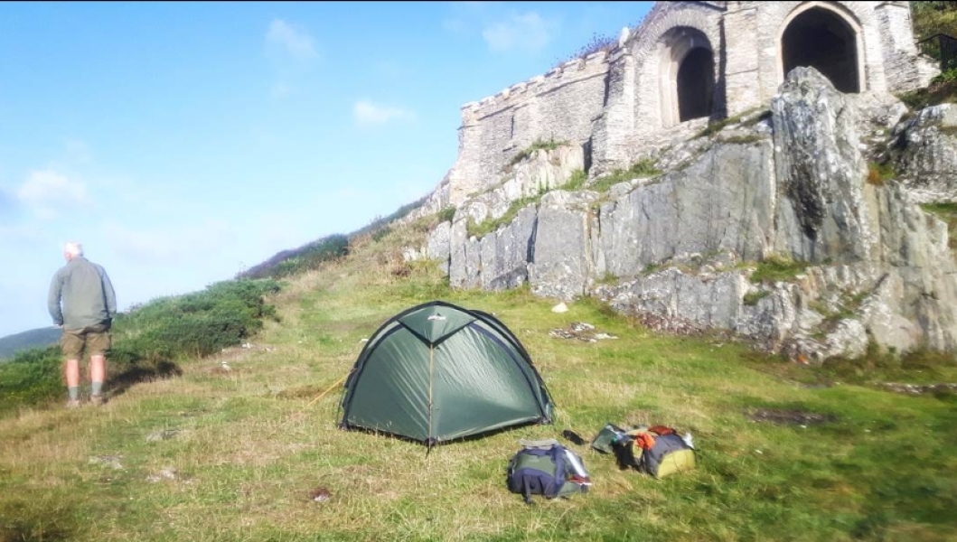 Thread 23 : To feel disappointed - and now disgusted too - after reading this in The Observer about the author and her husband from The Salt Path book and film?