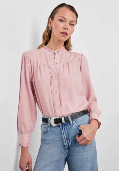 Emma Bunton's blouse