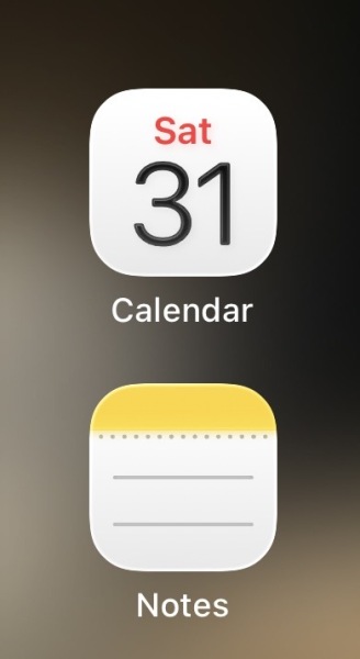 anyone with an iphone, is this supposed to be like this?