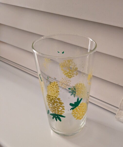 Does anyone have a glass with pineapples on it?