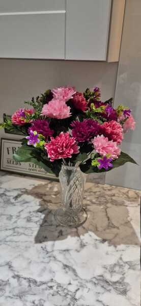 Mince Pies, Mulled Wine, frugal festive frolics. Yuletide budgeting banter & Merry Saving Shenanigans for all 🎁🎄🦌🎅🤶☃️