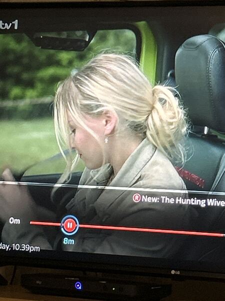 THE HUNTING WIVES. sat 27 - itv 9pm - TV PACE. NO SPOILERS