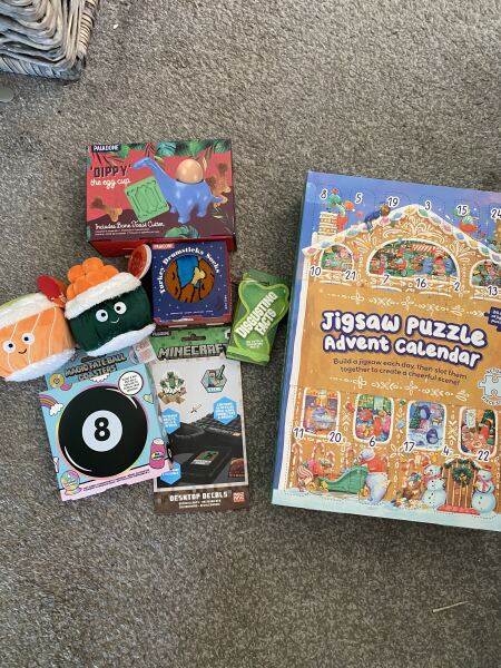 The one where I've clearly lost count on the number of threads and this one really will contain Christmas!