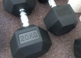 Lifting with Caroline Girvan- keeping it real and having a laugh along the way!