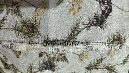 AIBU to think a someone  could fix this? Any clever seamstresses out there?