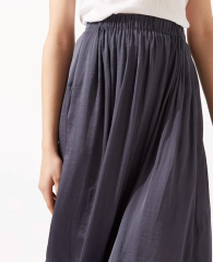 Help short and fat me find a business/business casual outfit
