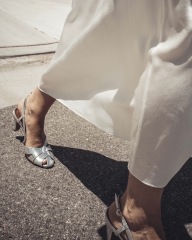Closed toe summer shoes
