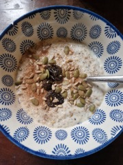 Meal planning, sharing recipes and ideas to make the weekly budget go further.
