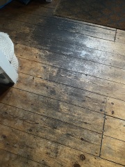 Advice on how to repair wooden floorboards