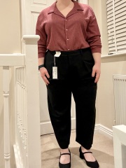 Help short and fat me find a business/business casual outfit