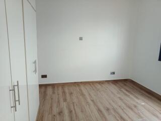 Are you a stylish person? Good taste? How would you furnish this flat?