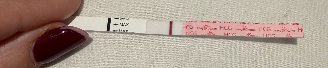 IVF - 4dp5dt - preg test line eyes