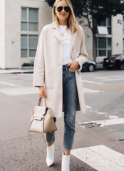 How to dress casual but stylish