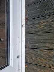 Window cleaner and patio door ledges