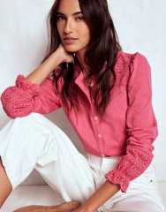 Emma Bunton's blouse