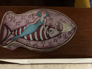 He threw my beautiful cake tin away!!